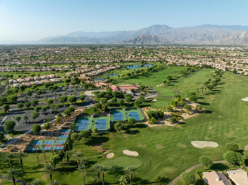 80729 Braemar Court, Indio, California 92201 home-pic-52